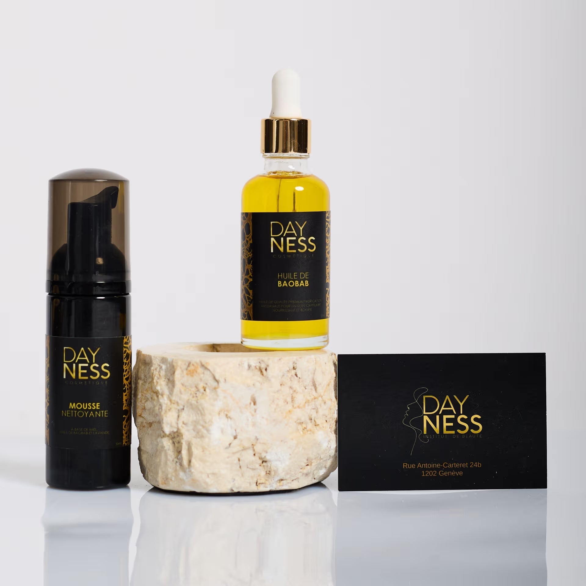 L'Or du Sénégal : Pourquoi huile de baobab Sénégalest le Nouveau Must-Have de Votre Salle de Bain